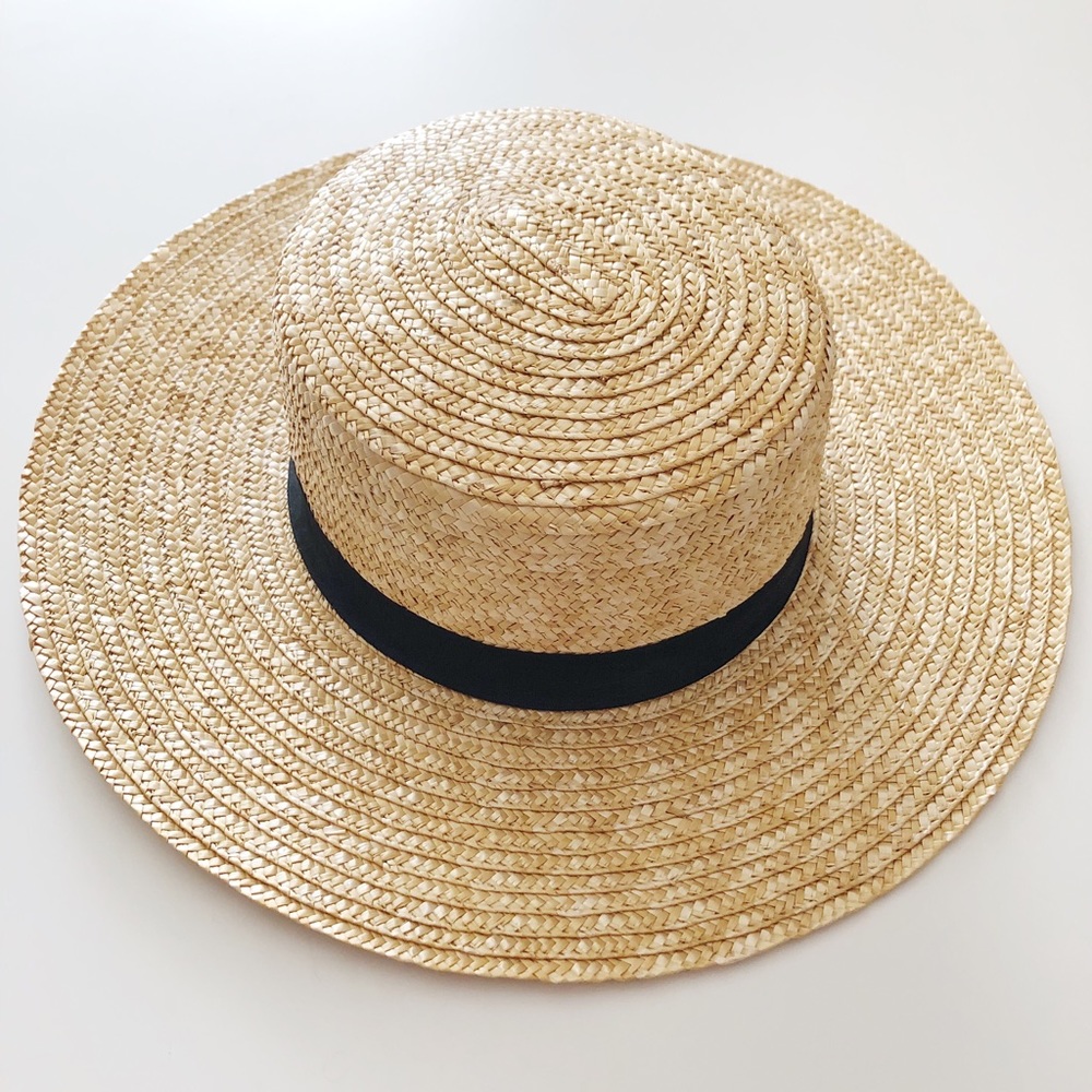 BNWOT AE Straw Sun Hat